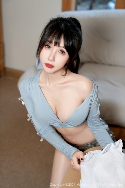 日本丰满少妇裸体艺术照