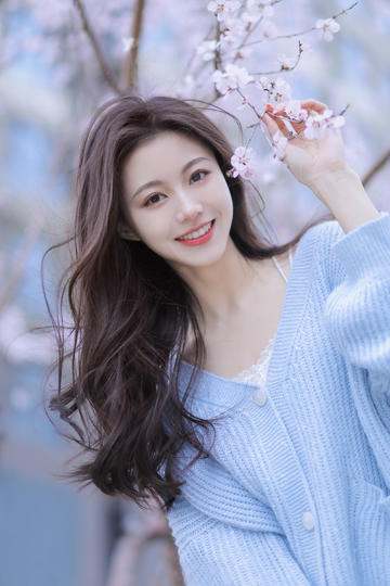 这个警察不用枪 （粤语版）