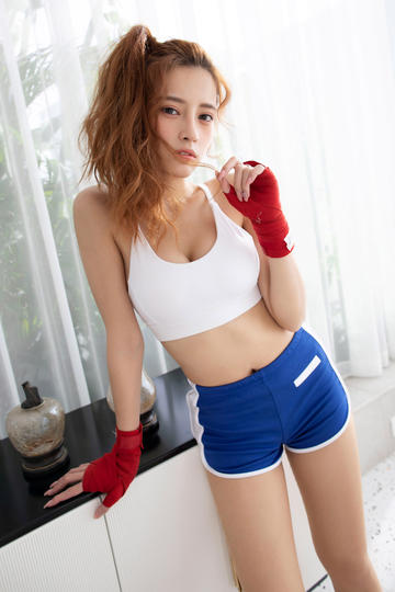 啊…嗯啊好深gl尿里面